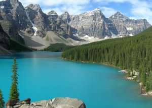 Moraine_Lake-Banff_NP.jpg