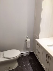 1205 bathroom3.JPG