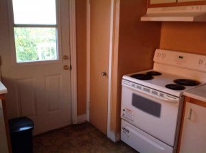 14 kitchen dining room.jpg