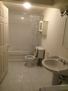 basement-washroom.jpg