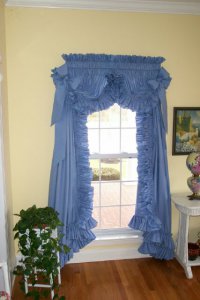 ruffled curtain2.jpg