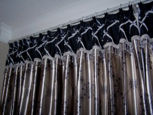 curtain 02.jpg