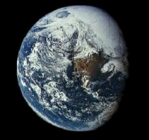 earths1[1].jpg