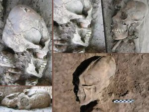 alien-race-grave-mexico[1].jpg