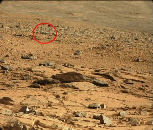 ferrit on mars curiosity[1].jpg