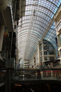 Day7_01_EatonCenter.JPG