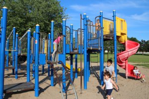 Day7_09_Playground in a park.JPG