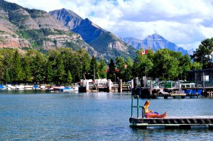 waterton lakes park.jpg