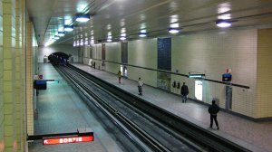 1966 1024px-Montreal_-_Metro,_Saint-Laurent_-_20050215.jpeg