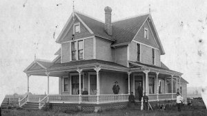 House 1900.jpg