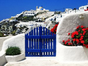 Santorini_Cyclades_Islands_Greece_8ltk2GHEYK9p.jpg