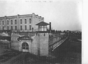 9-10-sook-worked-on-tower-east-wing-and-wall-1925-Photo-from-B.C.-Penitentiary-Collection-1.jpg