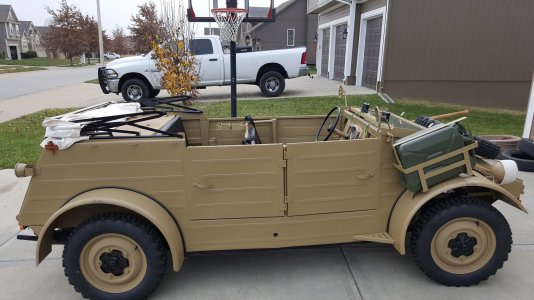 Volkswagen Kübelwagen 2.jpg