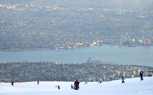 Grouse Mountain and the Downtown Vancouver, British Columbia.jpg