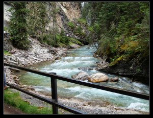 johnston canyon 2.jpg