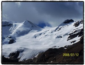 columbia icefield 5.jpg