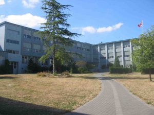 Churchill Secondary School.jpg